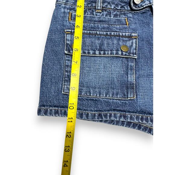 Vintage Y2K Old Navy Denim Blue Jean Cargo Utility Pockets Shorts Size 8 - Picture 3 of 7